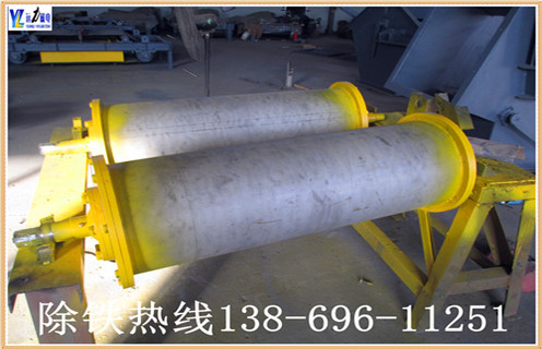 1.干式永磁滚筒采用人民共和国机械工业标准“JB / 7895-1999”,采用稀土复合磁性系统,并采用高强度胶(J-39)粘结和环氧灌注,磁性表面用不锈钢加强胶胶挂胶,不脱落.气缸两端的密封垫圈涂有塑料密封,确保无水;整体采用先进的技术和合理的结构.经过特殊设计,使的磁场强度分布更为合理,分选效果更明显. 2.此碎钢爱游戏ayx官方网页-爱游戏(中国)永磁筒体机身通过特殊设计,不易堵塞材料,运行材料.通过半逆流类型.